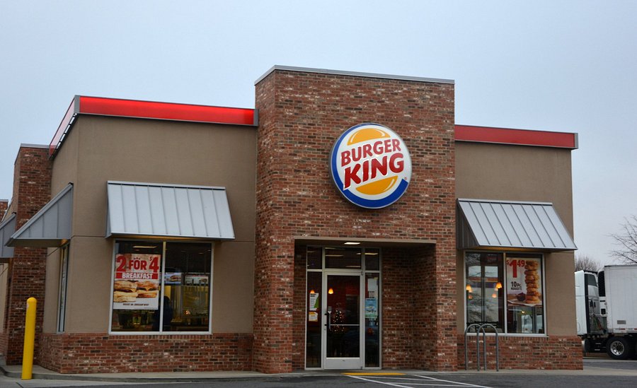 Case Study: Burger King & Cú Hack "Stevenage Challenge" – Nghệ Thuật Thuê Messi, Ronaldo Quảng Cáo Không Tốn Một Xu