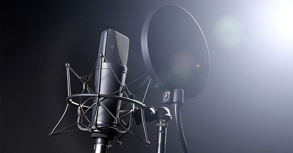 Lựa Chọn Voice Talent (Giọng Đọc) Cho Quảng Cáo Phát Thanh: Yếu Tố Quyết Định "Hồn" Thương Hiệu