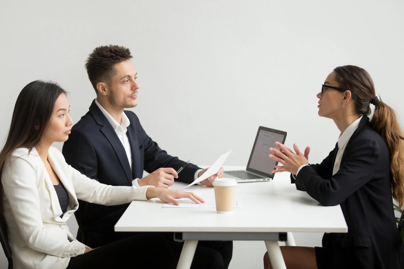 Quy trình phối hợp nhịp nhàng giữa đội ngũ Sales & Marketing (Smarketing) cho doanh nghiệp B2B