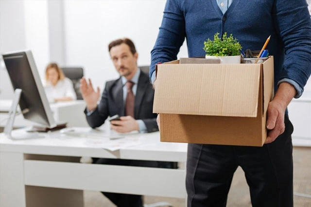 Rủi ro nhân sự nghỉ việc mang theo danh sách khách hàng và cách phòng vệ bằng CRM số