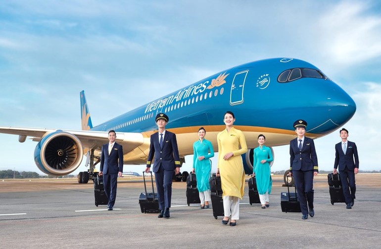 Booking tạp chí hàng không: Nghệ thuật tiếp cận tệp khách siêu giàu HNWIs và lãnh đạo doanh nghiệp trên khoang thương gia